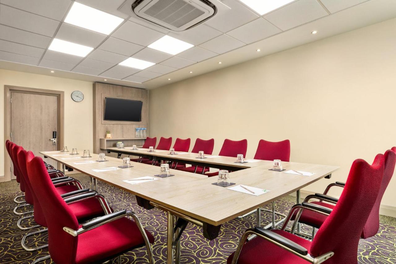 Holiday Inn Birmingham Airport - Nec By Ihg Bickenhill Exterior foto