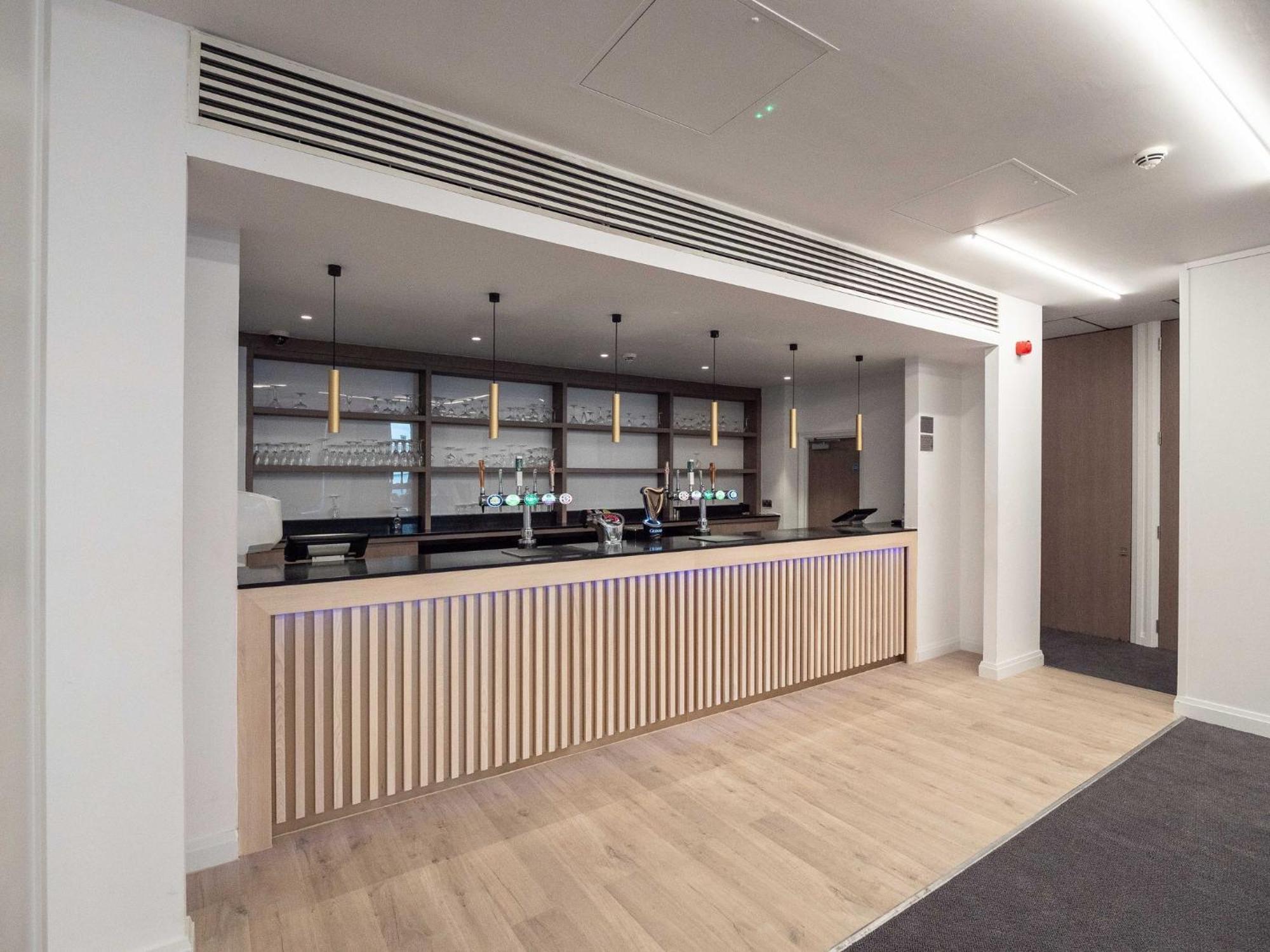 Holiday Inn Birmingham Airport - Nec By Ihg Bickenhill Exterior foto